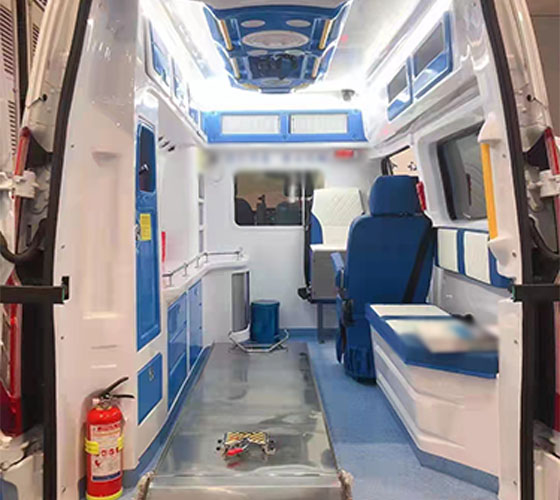 阿尔山市车辆内部展示