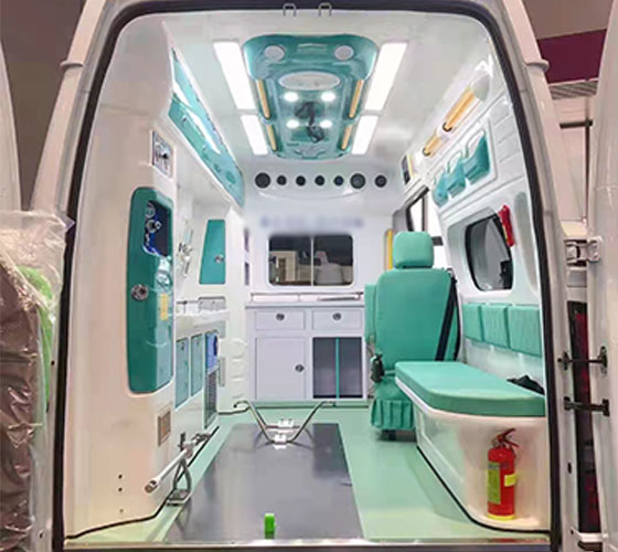 阿尔山市车辆内部展示